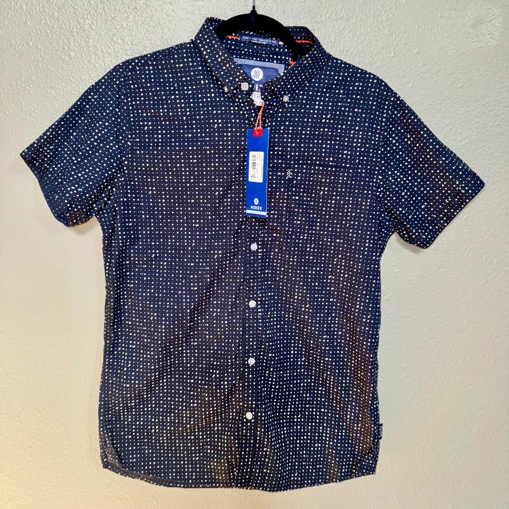 Men’s Blue Polka Dot Short Sleeve Button Down Shirt – Size Small – NWT - Picture 2 of 8